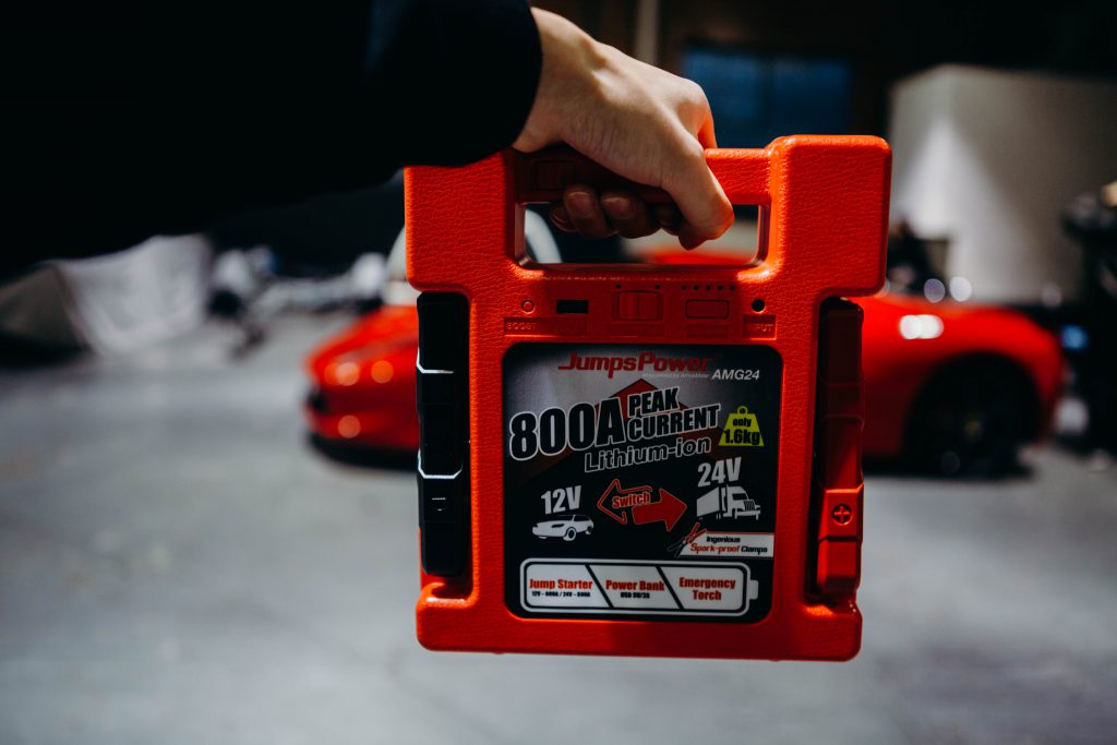 JumpsPower AMG24 12V 24V Commercial Truck Powerbank Jump Starter